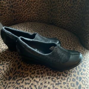 Merrill wedge black heels in excellent condition
